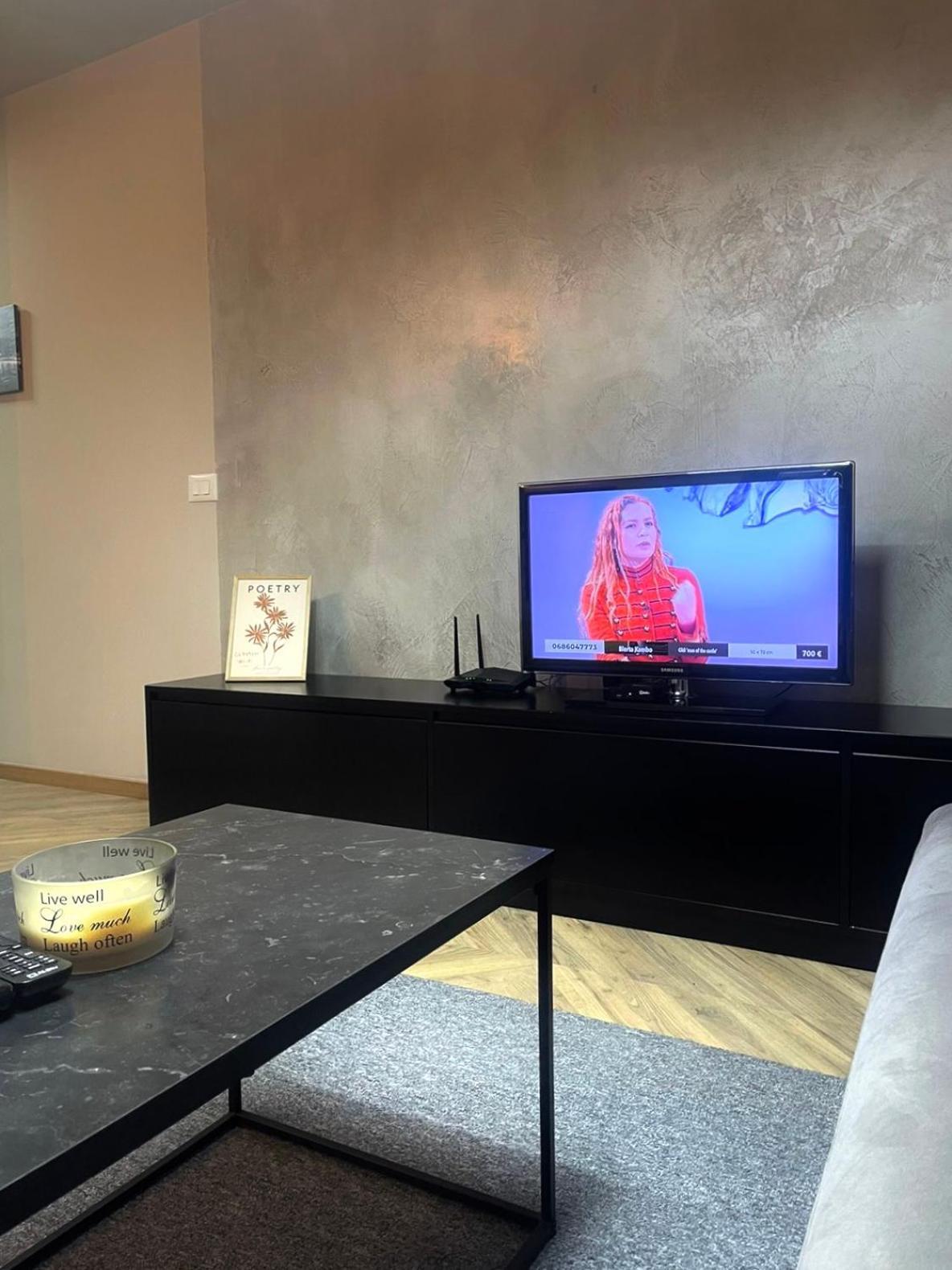 Dea'S Apartment: Hidden Gem Tiranë Eksteriør bilde